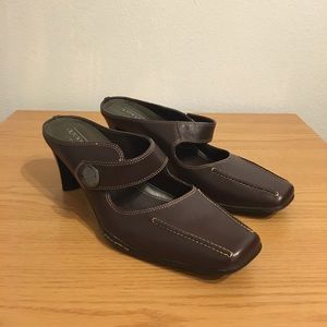 Aerology by Aerosoles Shoes
